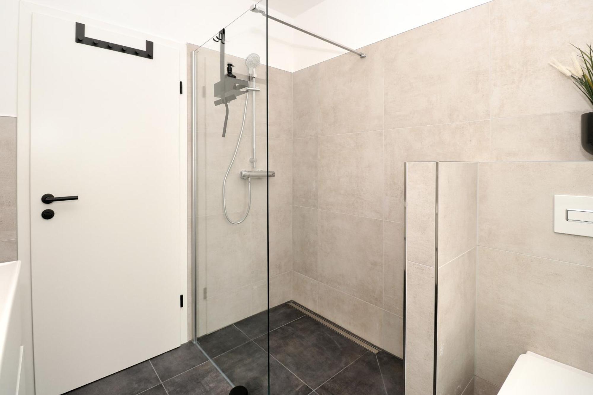 Lightplace - Moderne Apartments In Braunschweig - Balkon - Netflix - Am Kanal エクステリア 写真